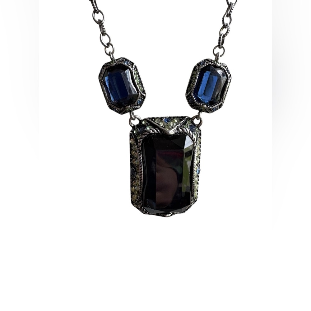 Chico’s Elegant Black and Silver Necklace - Picture 2 of 5